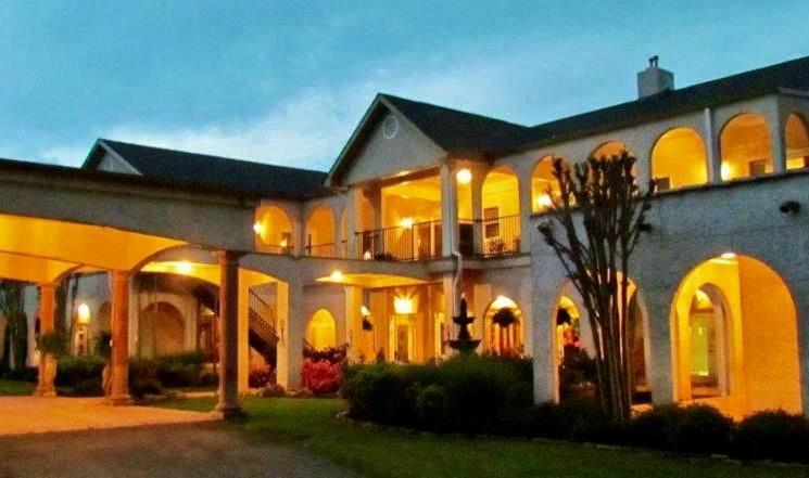 Chattanooga Room At Tennessee Riverplace Exterior photo